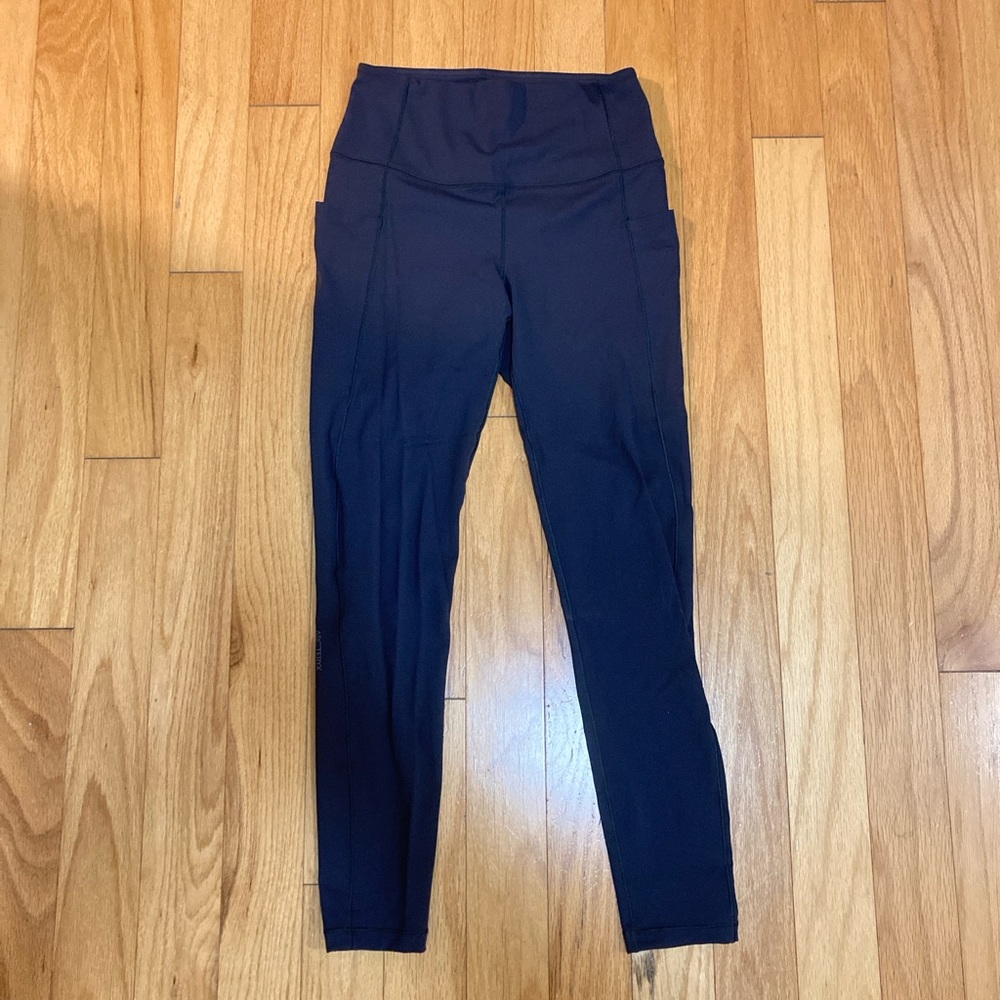 Arc’teryx High Waisted Leggings in navy size 6